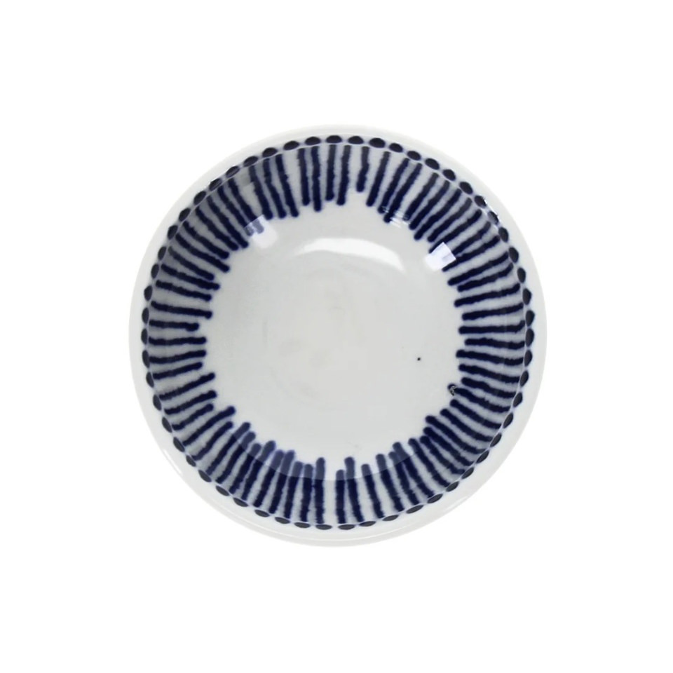 Beaded lined patterned dipping bowl in blue and white porcelain, 7cm, top view