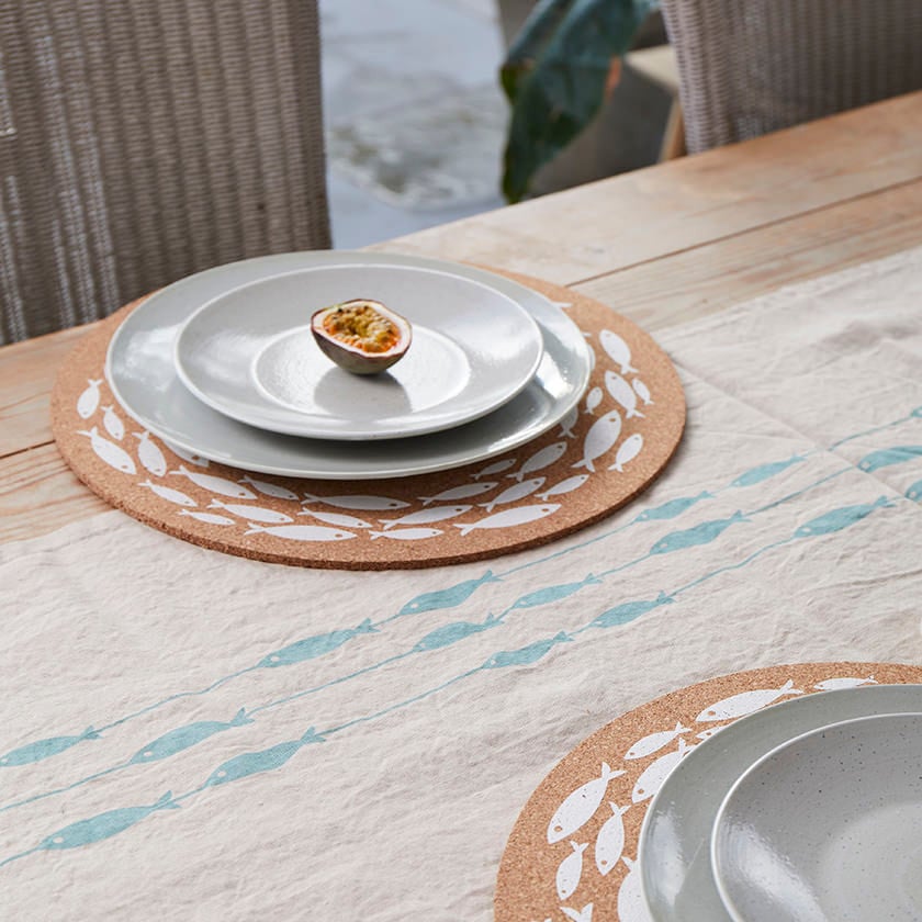 Table Runner Fish on a Line 2