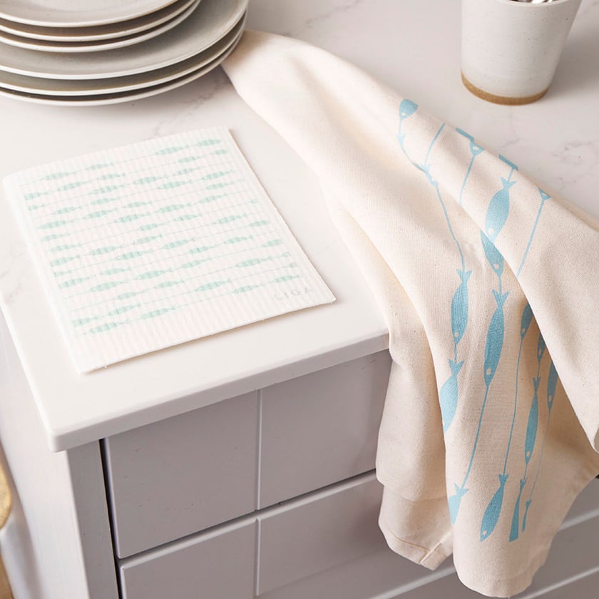Tea Towel Fish on a Line 2