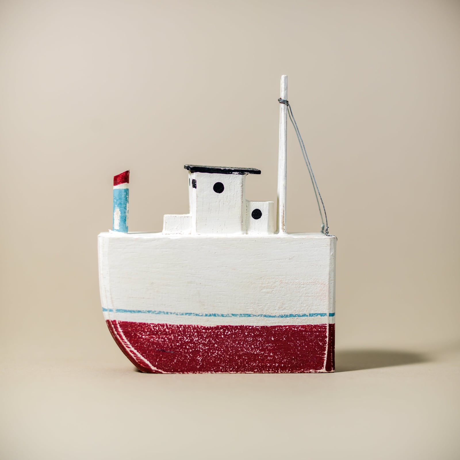 Wooden Tug Boat No 4 - image 2