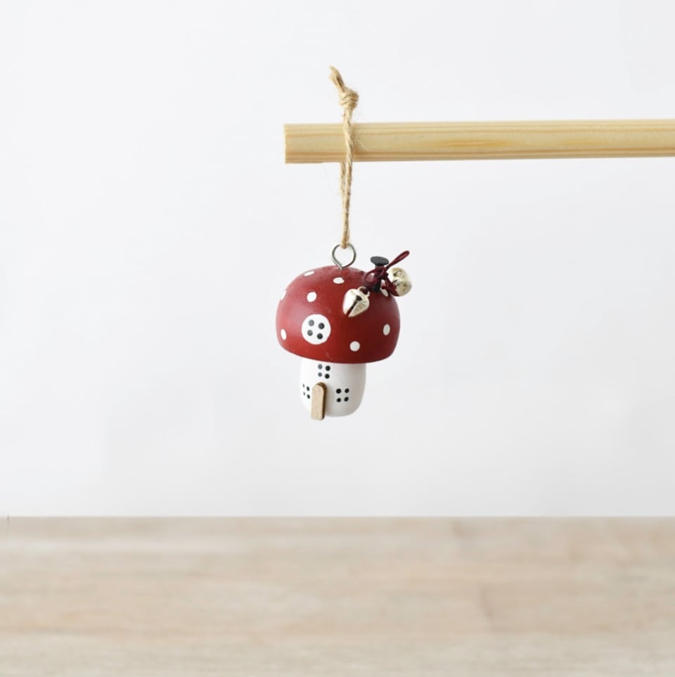 Rustic Mushroom House Deco